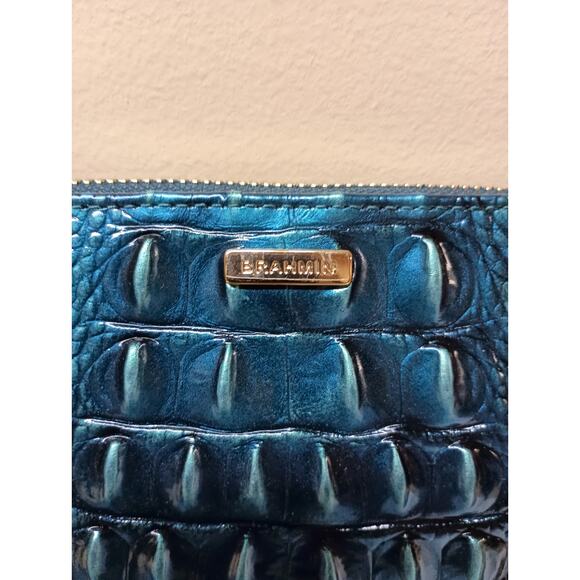 NWT Brahmin DAISY Leather Wristlet Clutch BLUE PATINA - Picture 3 of 8